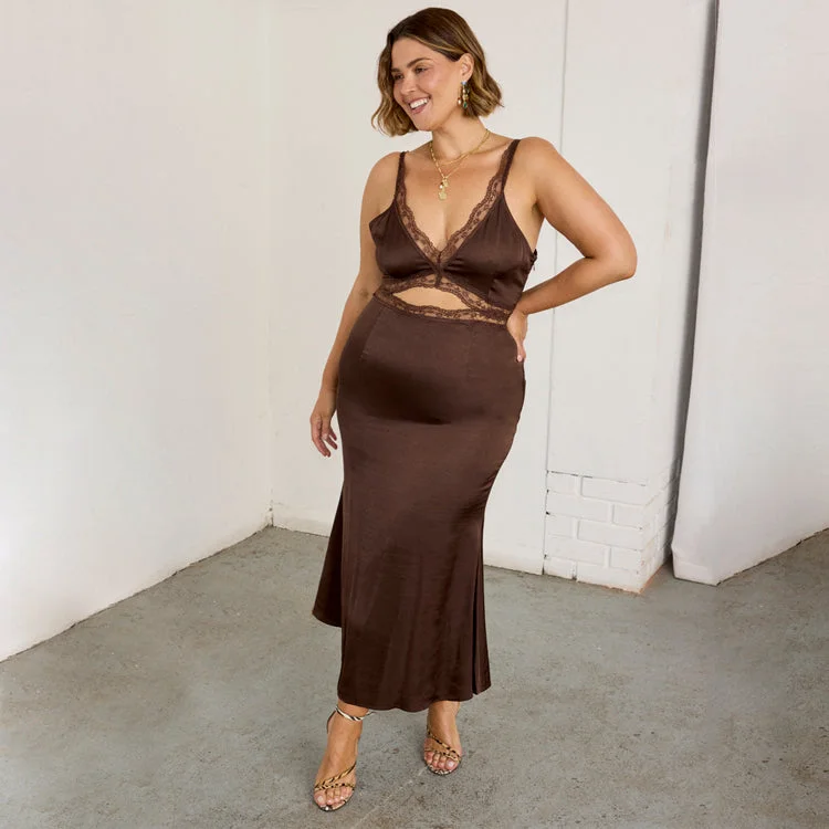 Midi dresses with gathered skirts for a full and flowing silhouette Chocolate Mimi Dress Midi dresses with gathered skirts for a full and flowing silhouette Chocolate Mimi Dress