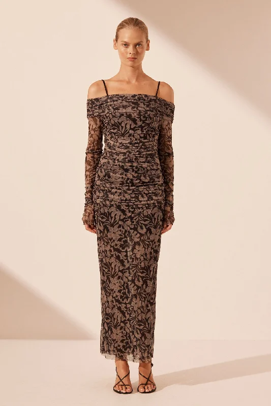 Midi dresses with button - down skirts for a unique and functional design ZOE LONG SLEEVE OFF SHOULDER MIDI DRESS Midi dresses with button - down skirts for a unique and functional design ZOE LONG SLEEVE OFF SHOULDER MIDI DRESS