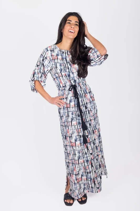 Everyday Dress with V - neck for a Flattering Fit​ NADIA DRESS (BLACK PATTERN)