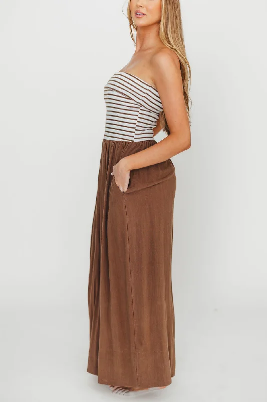 Midi dresses with satin - finish fabrics for a luxurious feel Annie Linen & Knit Maxi Dress in Mocha Stripe Midi dresses with satin - finish fabrics for a luxurious feel Annie Linen & Knit Maxi Dress in Mocha Stripe