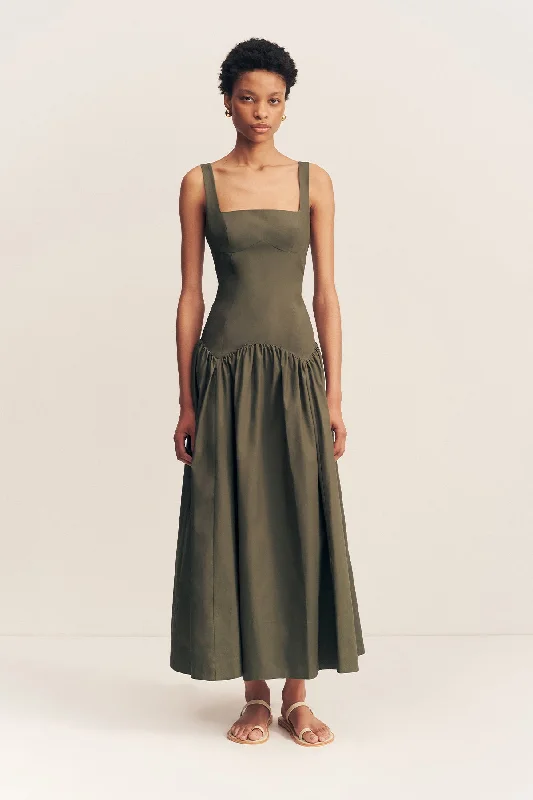 Midi dresses with embroidered accents for a unique and detailed design MAIORI SQUARE NECK MIDI DRESS - ARMY GREEN Midi dresses with embroidered accents for a unique and detailed design MAIORI SQUARE NECK MIDI DRESS - ARMY GREEN