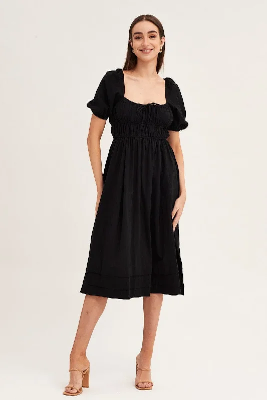 Midi dresses with cold - shoulder cutouts for a trendy style Black Short Sleeve Ruched Midi Dress Midi dresses with cold - shoulder cutouts for a trendy style Black Short Sleeve Ruched Midi Dress