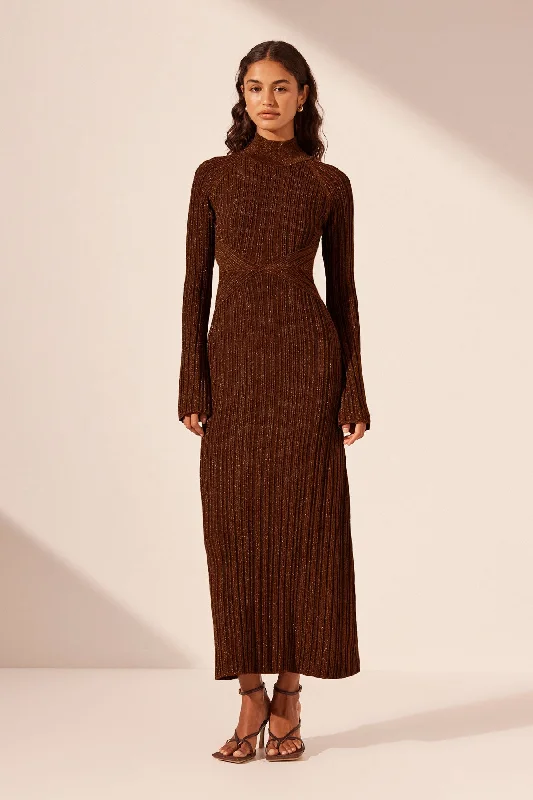 Midi dresses with embroidered accents for a unique and detailed design KAMARI LONG SLEEVE CUT OUT MIDI DRESS - BRANDY BROWN Midi dresses with embroidered accents for a unique and detailed design KAMARI LONG SLEEVE CUT OUT MIDI DRESS - BRANDY BROWN