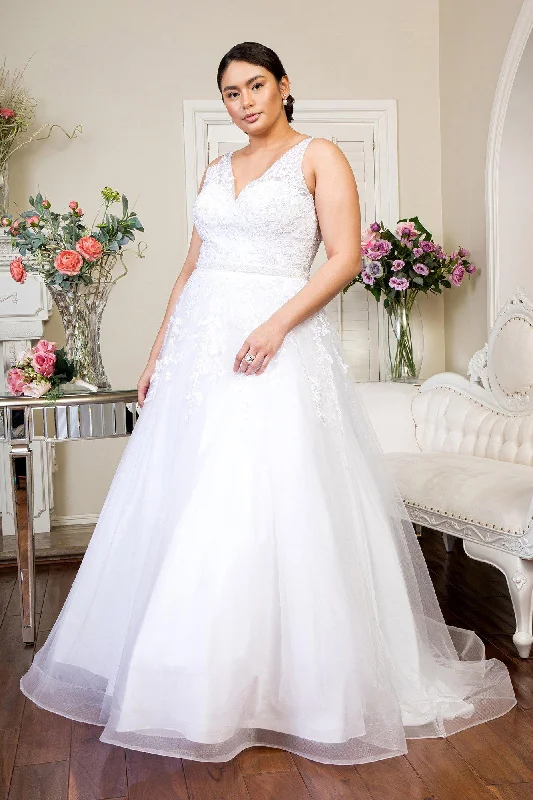 Maternity dress for a winter wonderland event Long Sleeveless Embroidered Mesh Wedding Dress Maternity dress for a winter wonderland event Long Sleeveless Embroidered Mesh Wedding Dress
