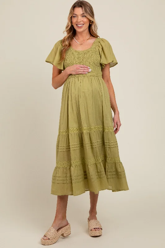 Maternity jersey dress for comfort Green Smocked Short Sleeve Maternity Midi Dress