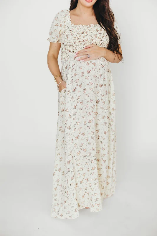 Midi dresses with cotton - blend materials for everyday comfort Emilia Smocked Maxi Dress in Ivory/Mauve FloralEmilia 100% Cotton Smocked Maxi Dress in Ivory/Mauve Floral - Bump Friendly Midi dresses with cotton - blend materials for everyday comfort Emilia Smocked Maxi Dress in Ivory/Mauve FloralEmilia 100% Cotton Smocked Maxi Dress in Ivory/Mauve Floral - Bump Friendly