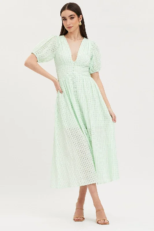 Velvet midi dresses in jewel tones for a glamorous winter event Check Puff Sleeve Midi Dress Velvet midi dresses in jewel tones for a glamorous winter event Check Puff Sleeve Midi Dress