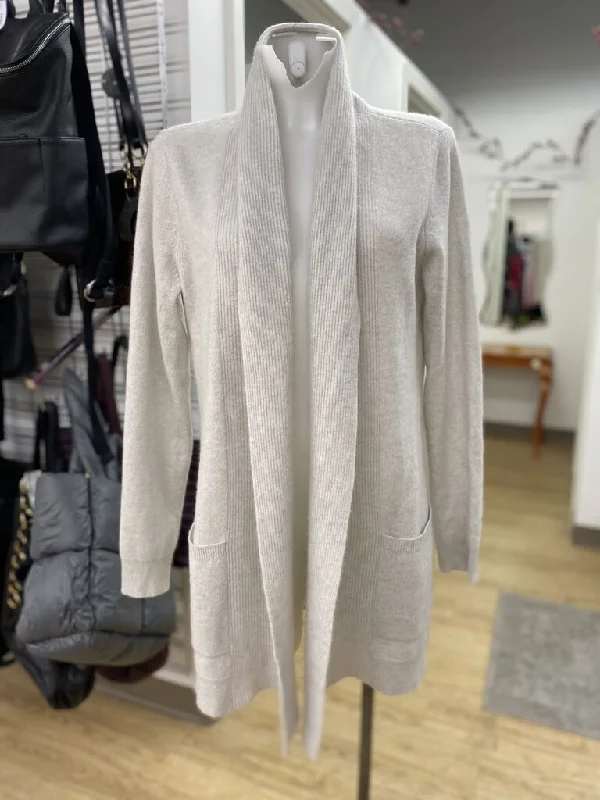 Women's Turtleneck Cashmere - Blend Sweater in Charcoal for a Sophisticated Winter EnsembleLord & Taylor cashmere sweater S