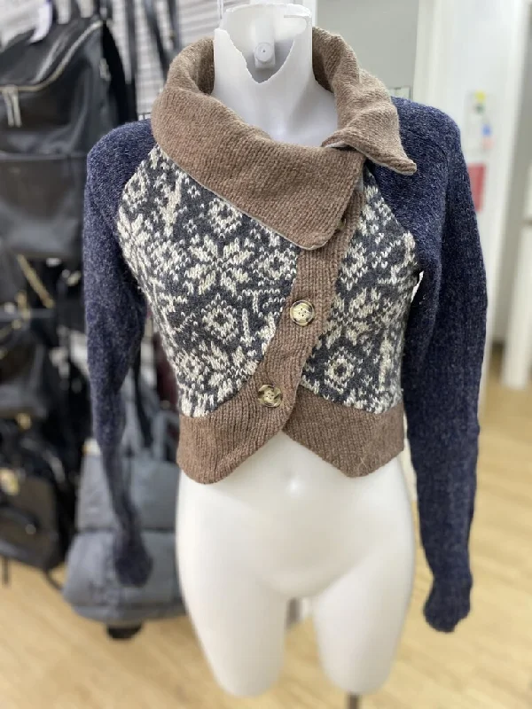 Plus Size Women's Fringe - Trimmed Sweater in Beige for a Boho - Inspired StylePreloved reclaimed wool cardi S Plus Size Women's Fringe - Trimmed Sweater in Beige for a Boho - Inspired StylePreloved reclaimed wool cardi S