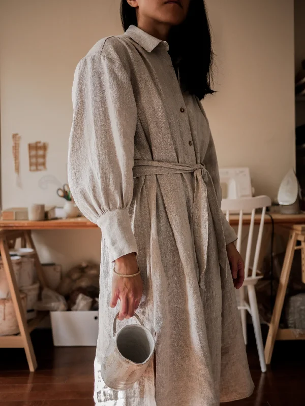 Printed Abstract Women Dress for a Modern and Artistic AppealVivian Shao Chen Terra Dress Printed Abstract Women Dress for a Modern and Artistic AppealVivian Shao Chen Terra Dress