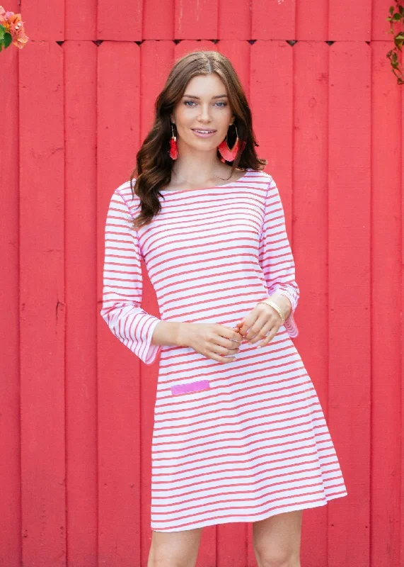 Mini Women Dress with a Short Hem for a Young and Trendy Style Mini Women Dress with a Short Hem for a Young and Trendy Style Coral Geo Stripe Cabana Shift Dress Mini Women Dress with a Short Hem for a Young and Trendy Style Mini Women Dress with a Short Hem for a Young and Trendy Style Coral Geo Stripe Cabana Shift Dress