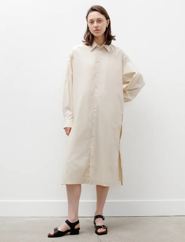 Ruffled Women Dress with Multiple Layers for a Playful and Girly Style Ruffled Women Dress with Multiple Layers for a Playful and Girly Style Playful Buttoned Shirt Dress Cream Ruffled Women Dress with Multiple Layers for a Playful and Girly Style Ruffled Women Dress with Multiple Layers for a Playful and Girly Style Playful Buttoned Shirt Dress Cream