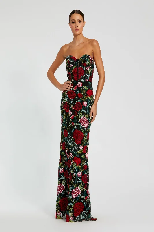 Ruffled Women Dress with Multiple Layers for a Playful and Girly Style Ruffled Women Dress with Multiple Layers for a Playful and Girly Style Mac Duggal 20757 Ruffled Women Dress with Multiple Layers for a Playful and Girly Style Ruffled Women Dress with Multiple Layers for a Playful and Girly Style Mac Duggal 20757