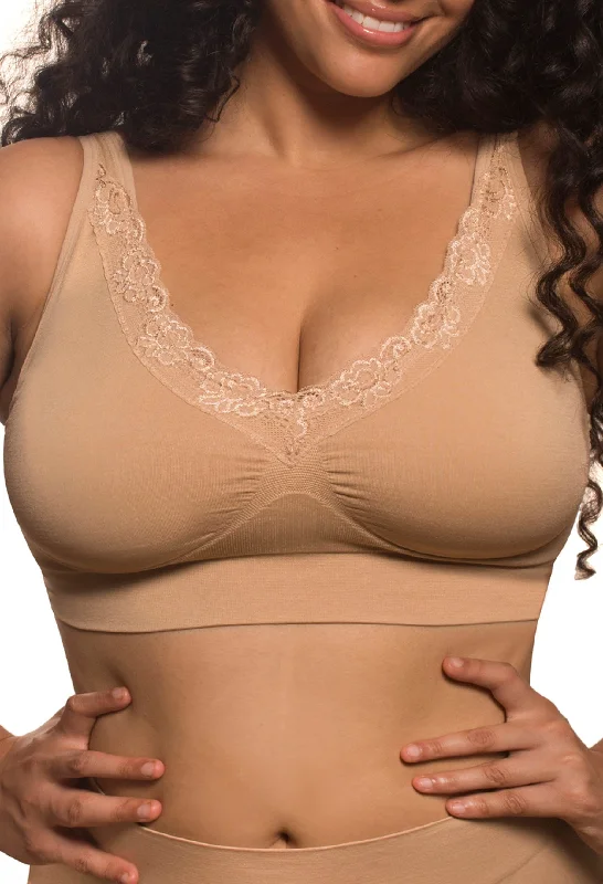 minimizer plus size bras for curvy figuresLace Minimiser Wire Free Bra - Travel Bra