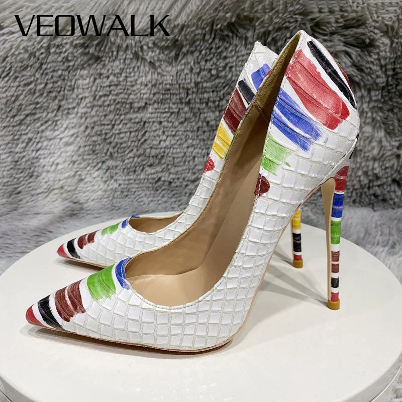 Shapers with a non - slip band to keep them in place​Pointed Toe Stiletto