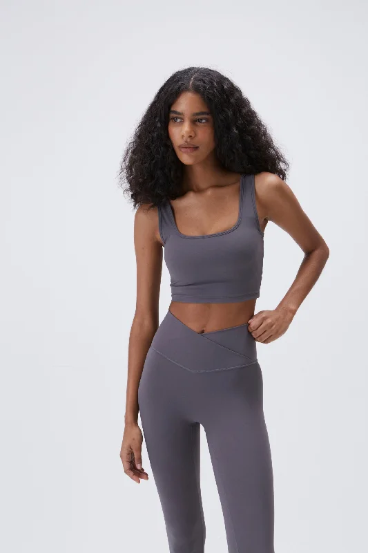 plus size high impact women sport braUltimate Square Neck Bra - Dark Grey