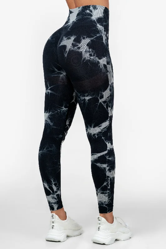 women tights with a glittery finish for a sparkly lookTie Dye Scrunch Leggings