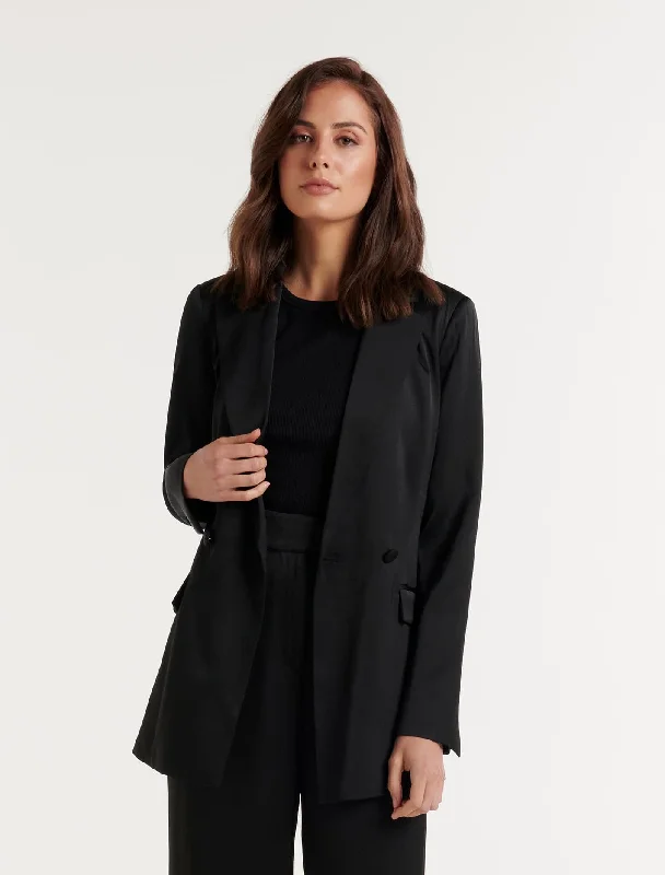 Women's faux fur coats in bright colors for a bold fashion statementAlora Satin Tie Co-Ord Blazer Women's faux fur coats in bright colors for a bold fashion statementAlora Satin Tie Co-Ord Blazer