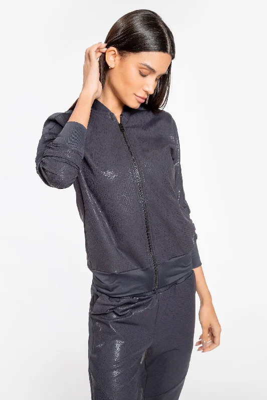 Petite women's wool blend coats with a tailored fit for a flattering silhouetteCool Effect Jacket