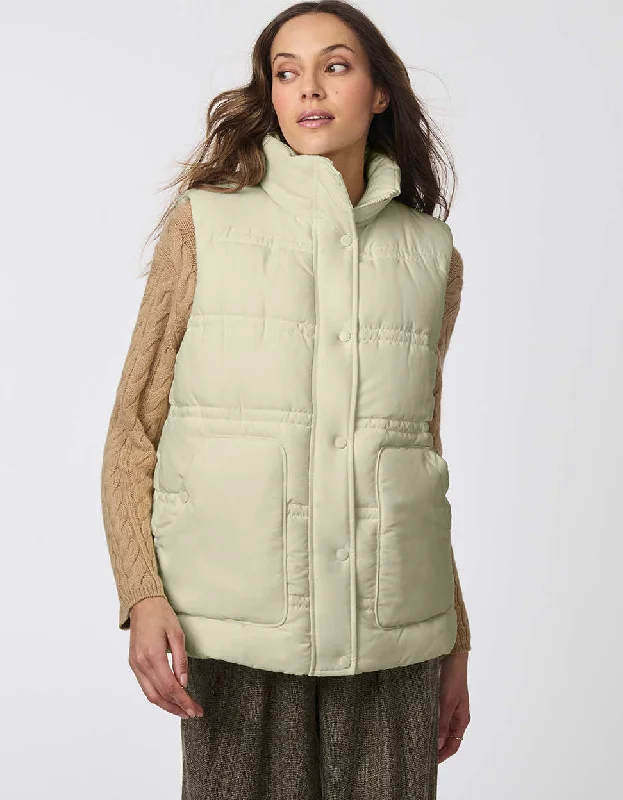 Plus size women's wool blend coats for a warm and stylish winterGlacier Warmth Puffer Vest Plus size women's wool blend coats for a warm and stylish winterGlacier Warmth Puffer Vest