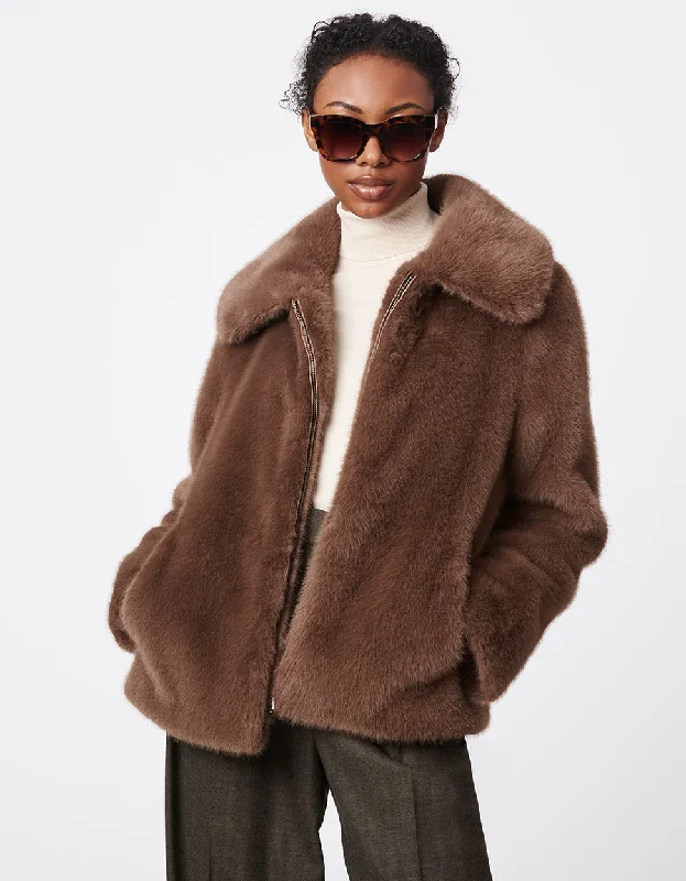 Mid - length women's down coats in a slim fit for a modern and sleek appearancePerfectly Posh Faux Fur Jacket Mid - length women's down coats in a slim fit for a modern and sleek appearancePerfectly Posh Faux Fur Jacket