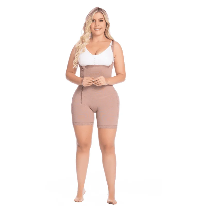 Shapers with a lace - trim for a feminine touch​09048 Tummy Control With Natural Butt Lifter