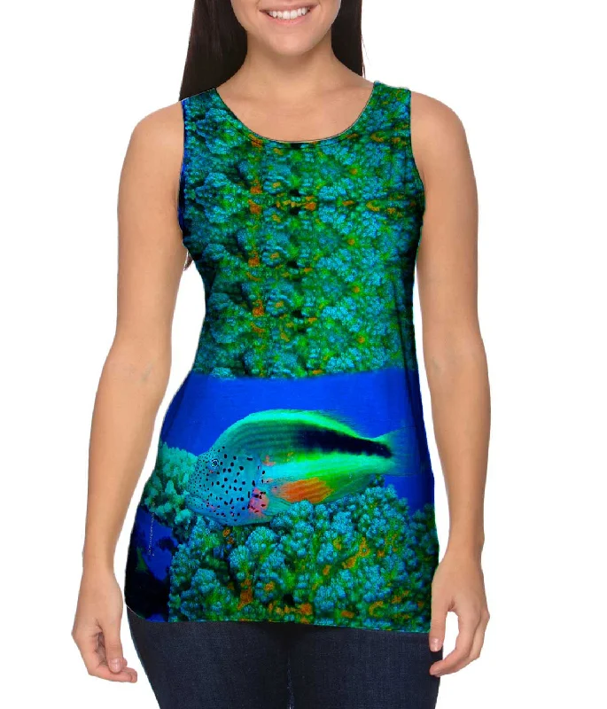 Women's Button - Down Tank Tops in Striped PatternsHawksbill Turtle Swimming Underwater Women's Button - Down Tank Tops in Striped PatternsHawksbill Turtle Swimming Underwater