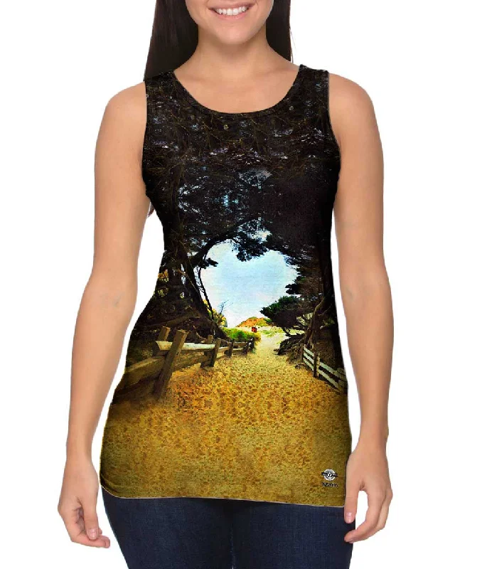 Plus Size Women's Glitter - Trimmed Tank Tops for Party NightsHeart At The Beach